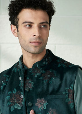 alt message - Manyavar Men Moss Green Printed Kurta Jacket Set image number 1